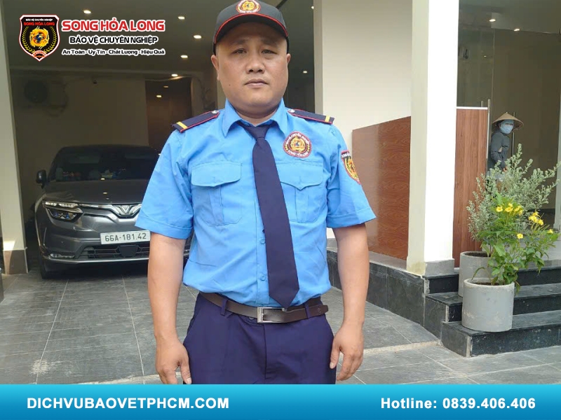 Thuê bảo vệ cửa hàng ở đâu uy tín?