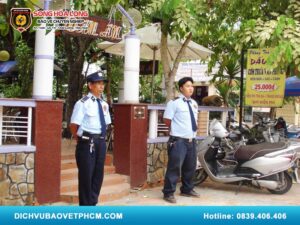 Thuê bảo vệ giữ xe theo giờ