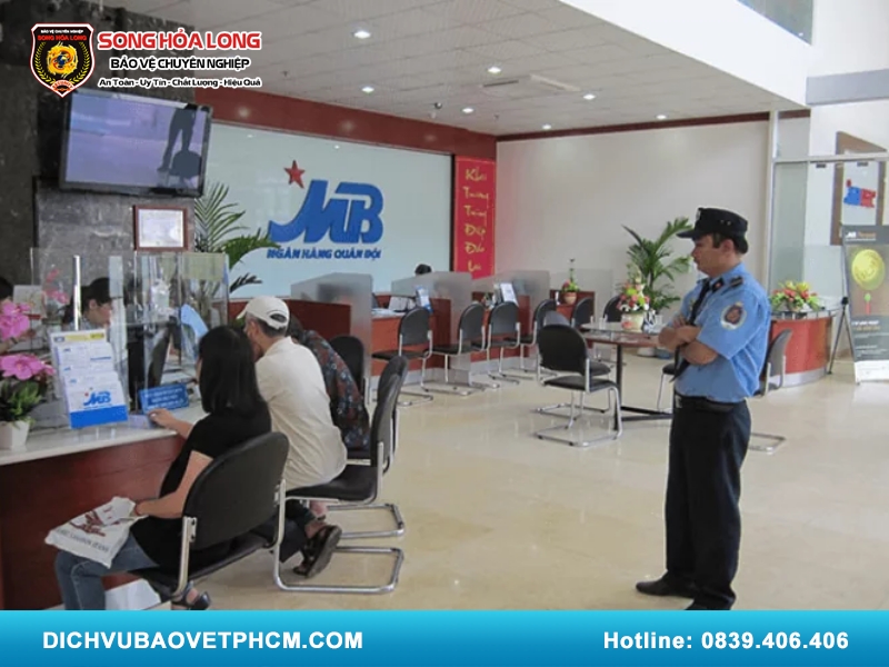Lương bảo vệ ngân hàng MBBank